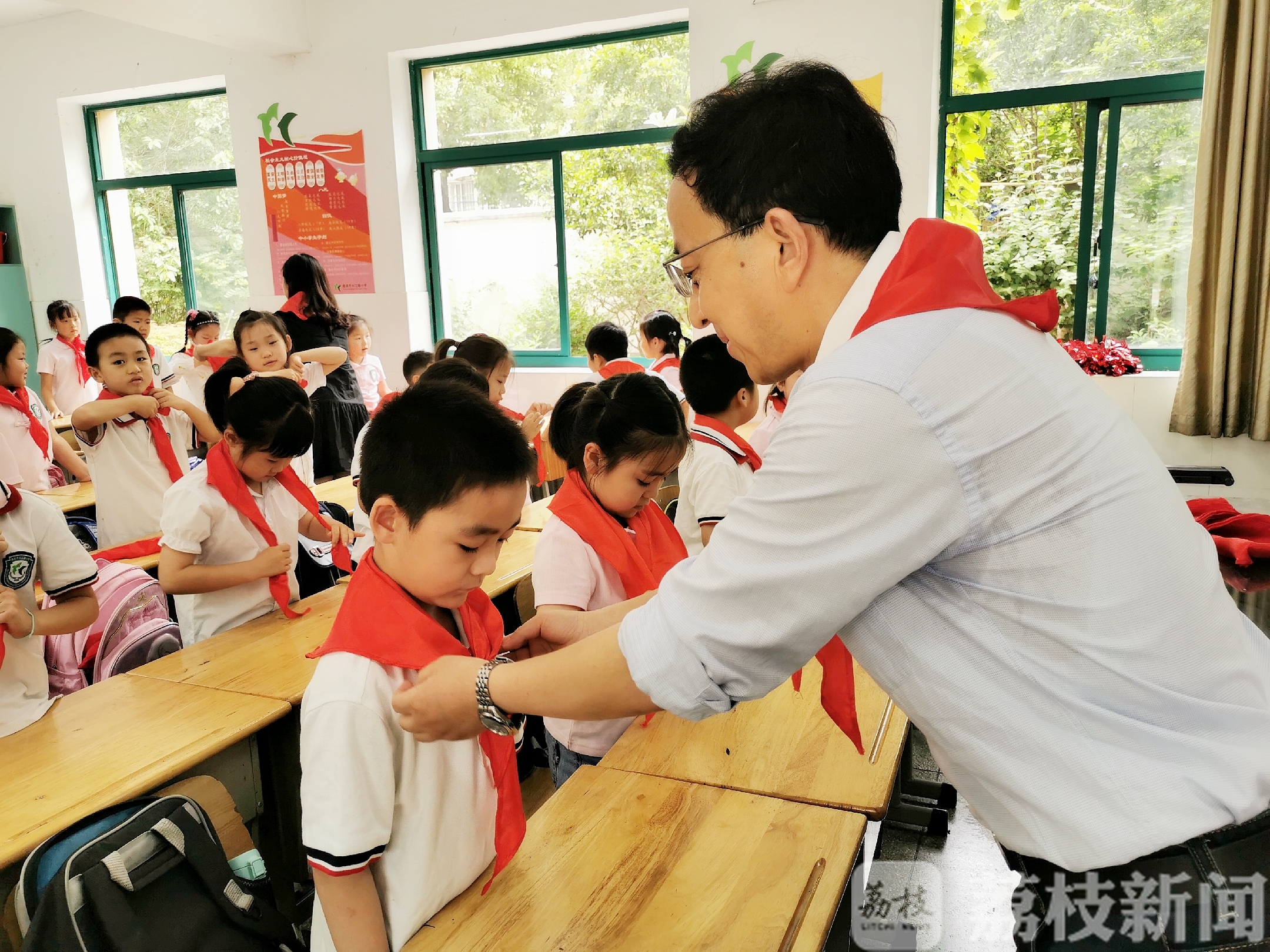 六一：学生们换种方式度过六一 没有歌舞表演