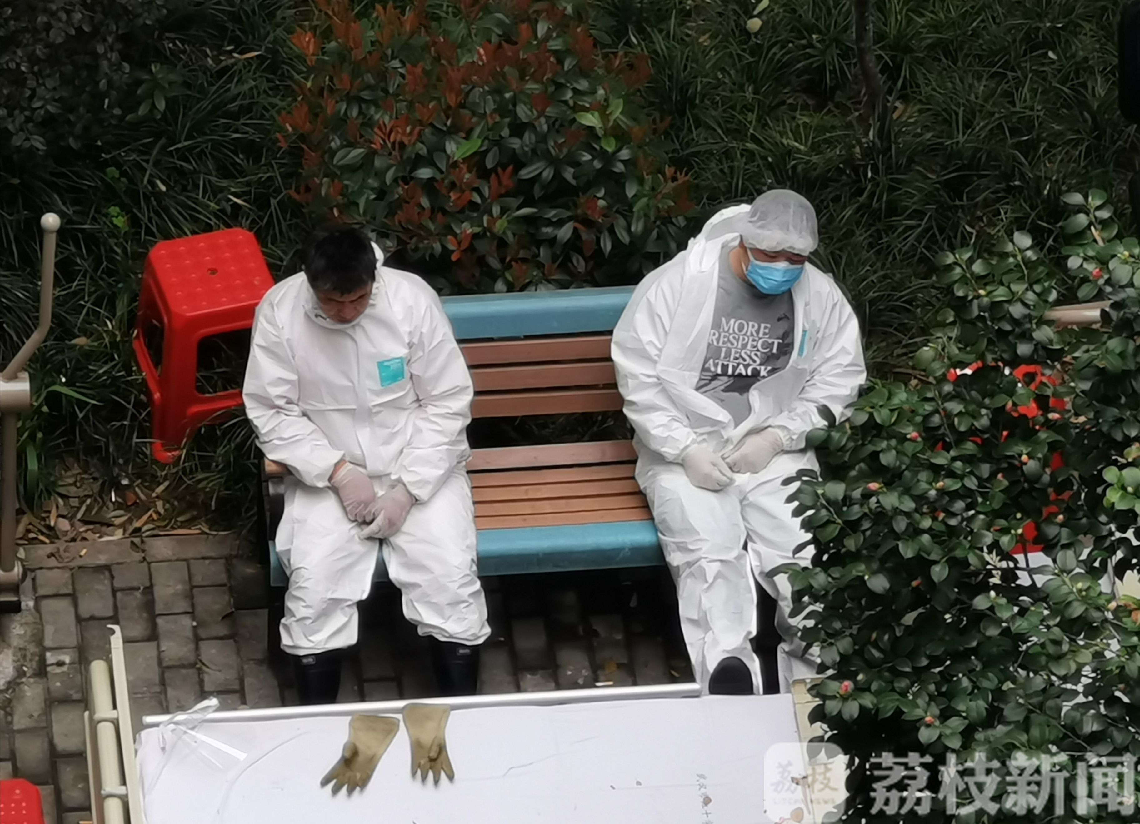武汉■直通武汉|我会记住那些最亮的星：一位武汉民警记录下的抗疫故事