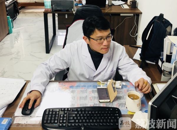 南京玄武区疾控中心的“精锐兵”：以白衣为袍，守医者初心