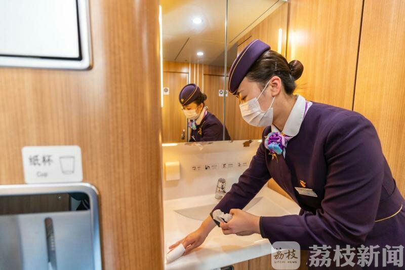 客流■五一小长假首日长三角铁路迎来客流高峰