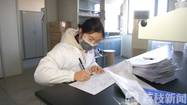 3分钟完成注册申报 南京“宁归来”4天登记近16万来宁返宁人员