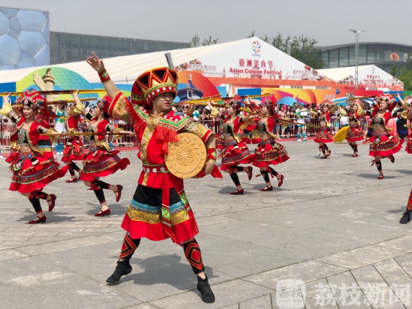 鸟巢和水立方间设舞台，亚洲文明巡游、美食节来啦！