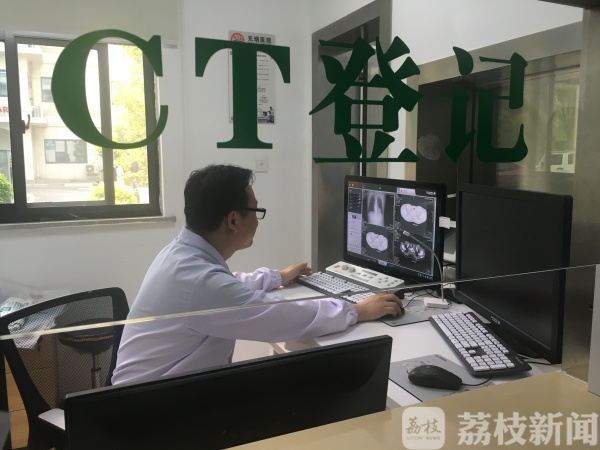 正在不断完善和优化的南京市卫生信息平台将更大范围的实现基层医院和大医院的数据共享