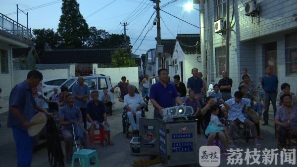 乡村放映员高金保 30年如一日放映电影7000多场