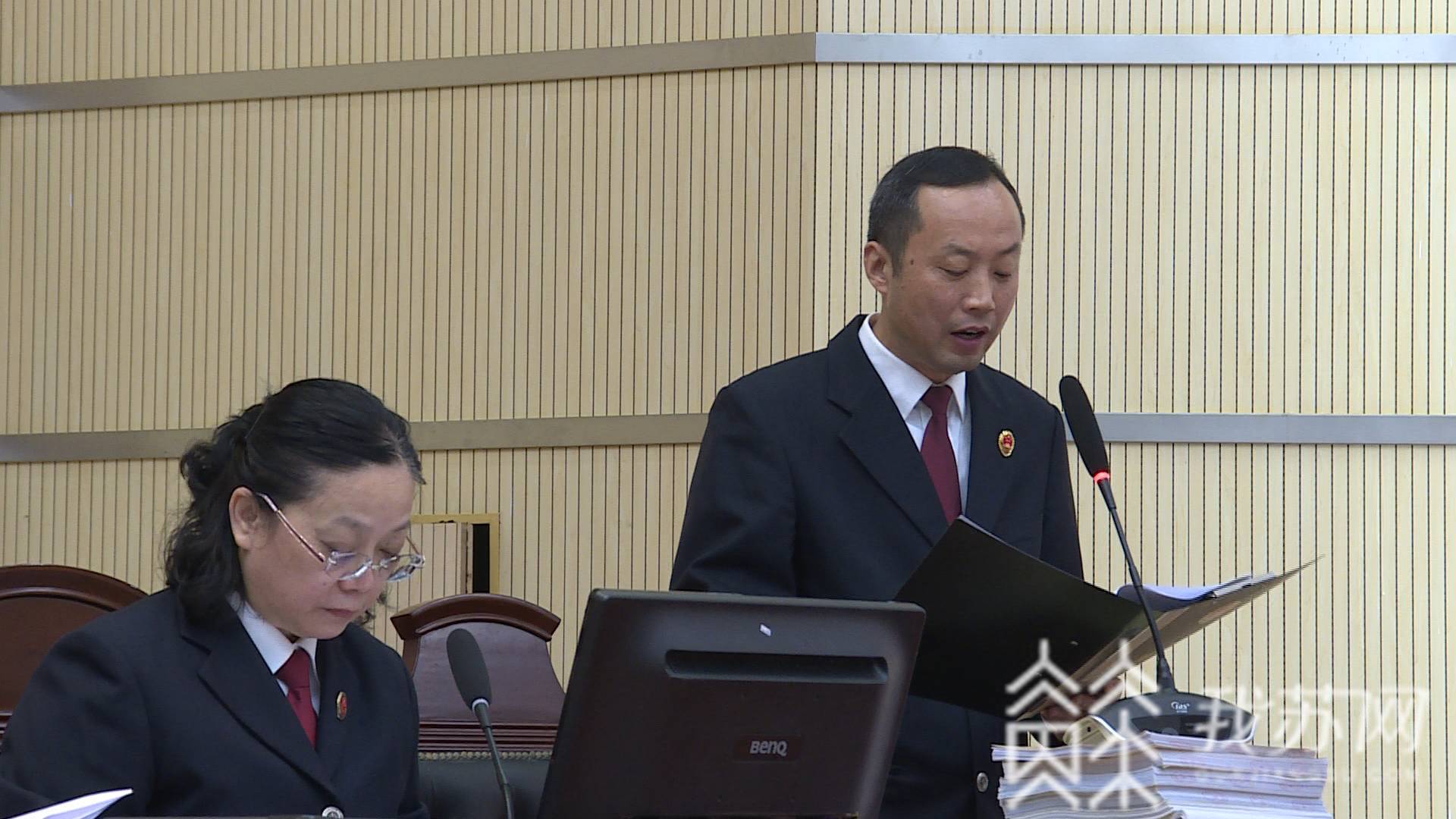 作弊■变相培养“马路杀手”，严惩！驾校教练操控无人机指挥230余人驾考作弊