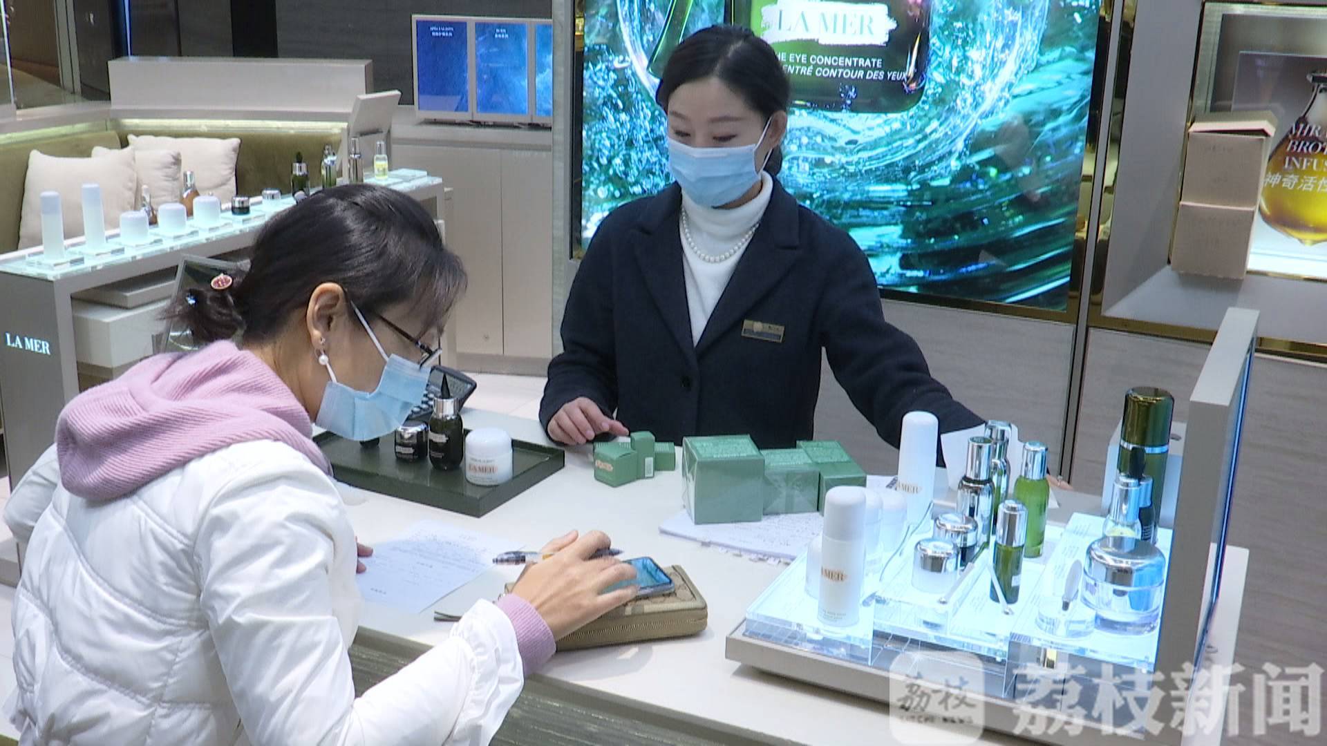 消费：南京商业迎来一波“补偿性”消费 清明小长假