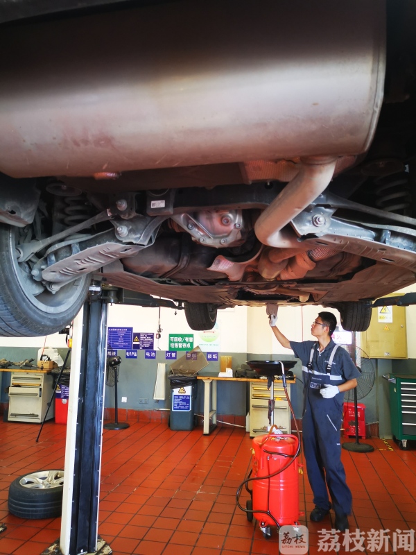 因存起火隐患，宝马召回31.9万辆汽车 有你的爱车吗？