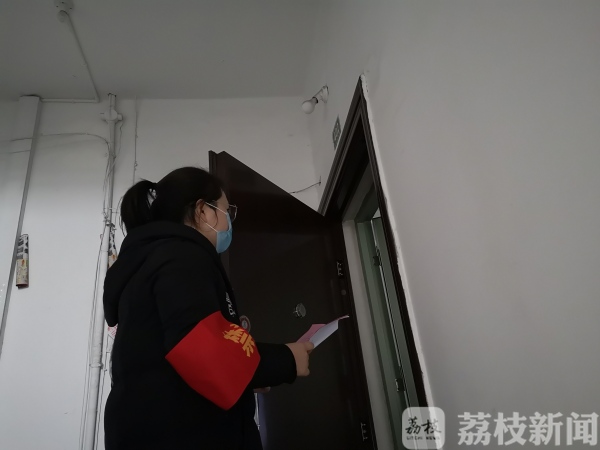 镇江：“战疫”一线，这些“最美夫妻档”齐上阵！