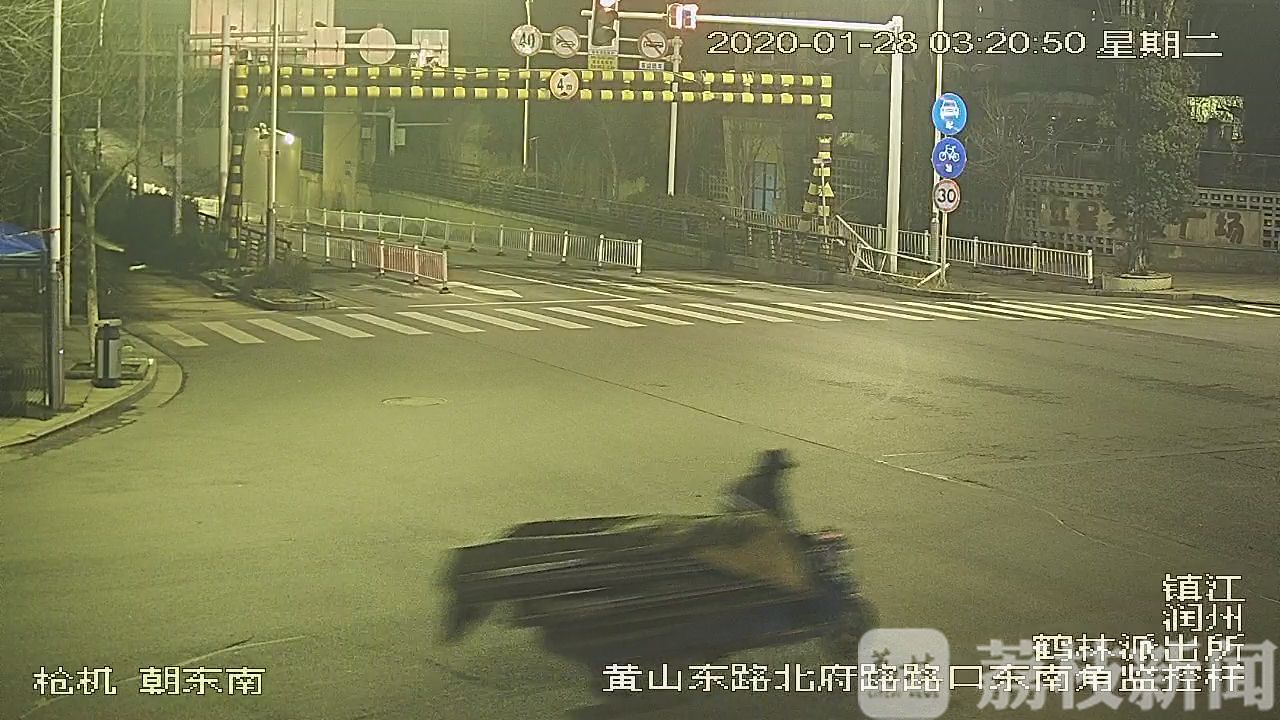 特种■三个人“蚂蚁搬家”盗走国家重点工程十余吨特种钢