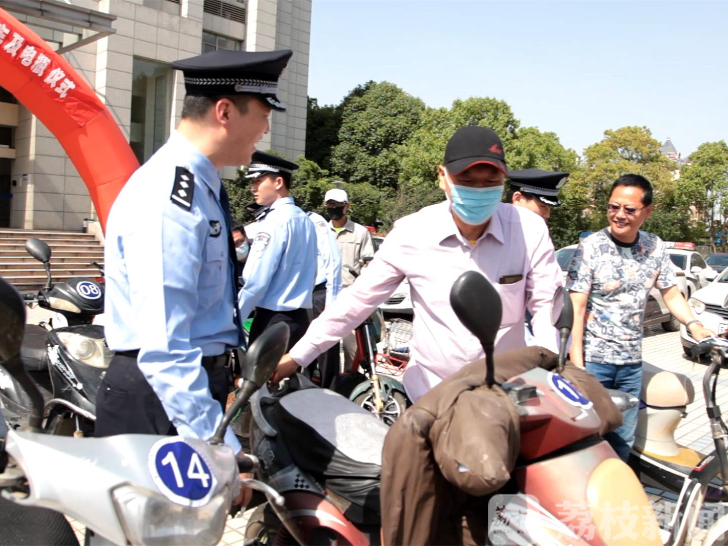 ■被盗的电动车回来了！镇江公安“雷霆行动”见成效