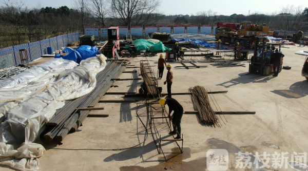 两手抓 两手硬|南沿江铁路镇江句容段正式复工！