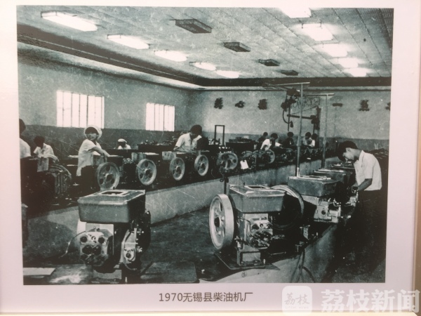 江南工商名镇千人唱红歌 礼赞家乡70年发展大“丰收”