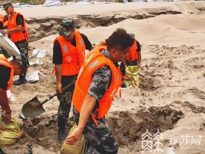 『防汛』奔赴千里之外抗洪主战场 |防汛抗灾第一线 江苏退役军人“乘风破浪”