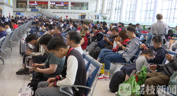 返程高峰来了！这些地方最堵……