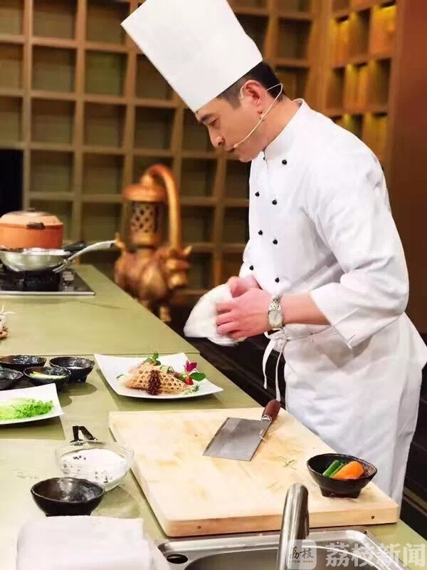 【爱国情 奋斗者】做人和做菜一样：要有守得住的“耐心”