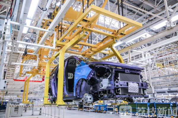 省级示范智能车间复工复产：拉动供应链“一起动起来”