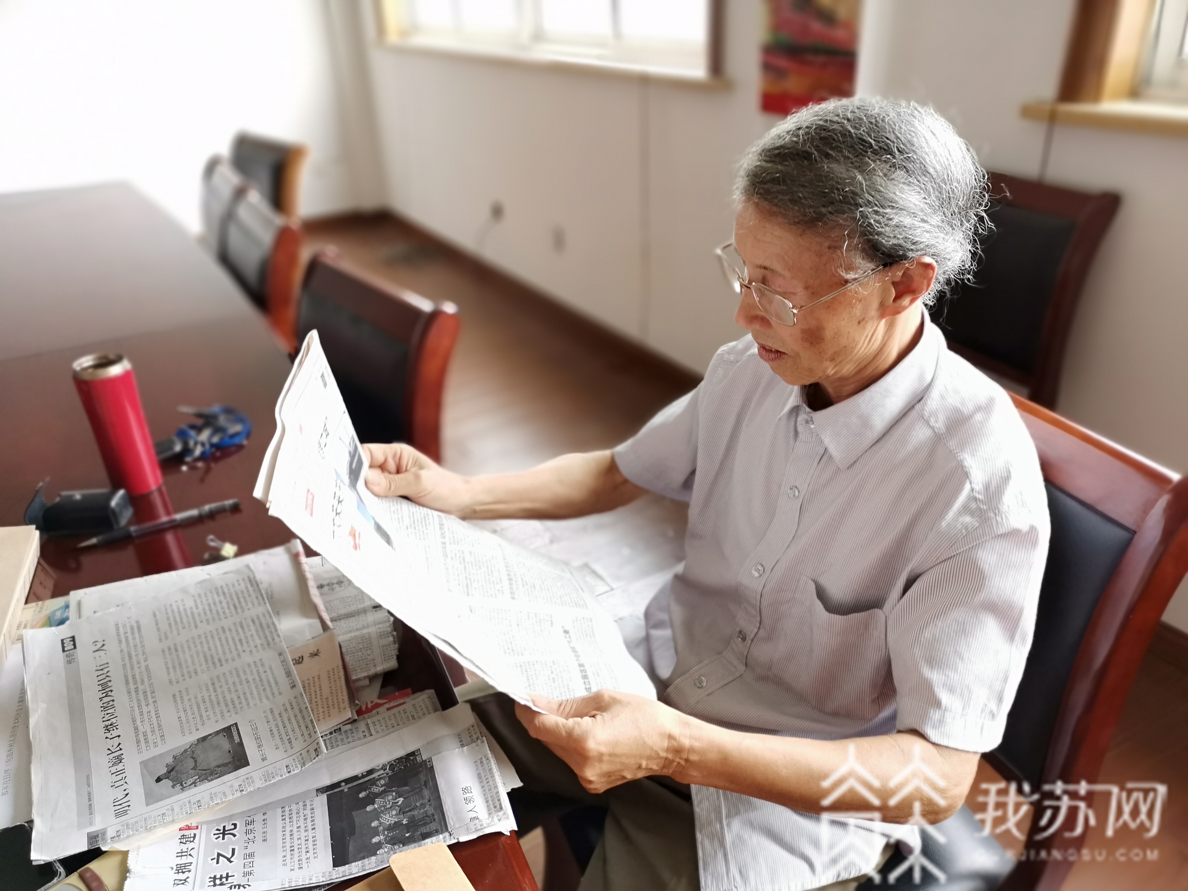 「剪报」200多页“史书”记录相城小康路 走向我们的小康生活：苏州75岁老人剪报30年