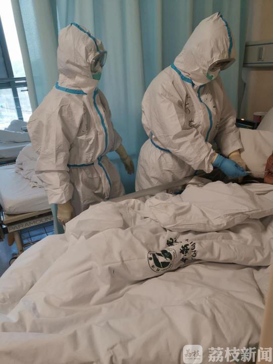 我们■武汉日志|愿瘟疫尽除，黄鹤楼前朋满座