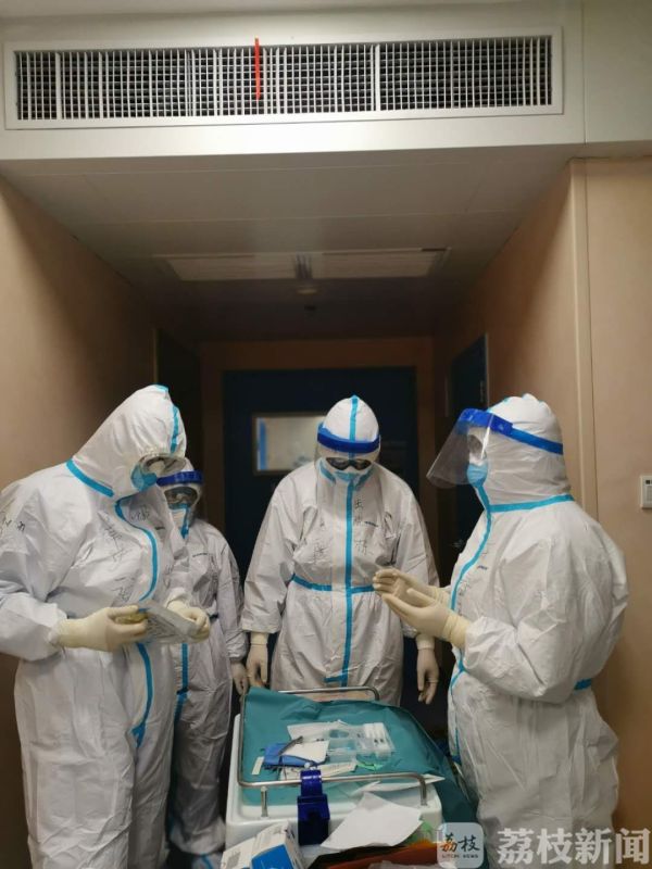 武汉日志|冲破“迷雾” 成功“盲穿”深静脉导管