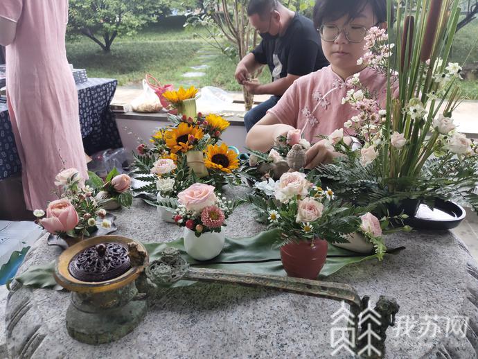 「端午」苏州虎丘花神苑开园迎客 汉服盛典祭花神再现