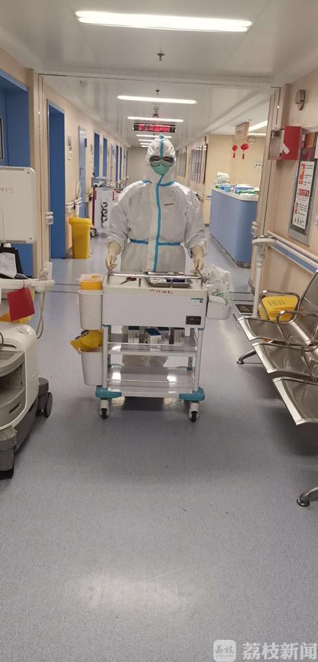 #我们#武汉日志|从没有什么盖世英雄，不过是普通人披上了铠甲