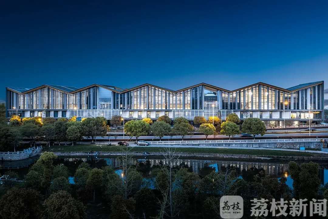 『苏州市』五一开始免费对外开放15天 苏州市第二工人文化宫正式启用