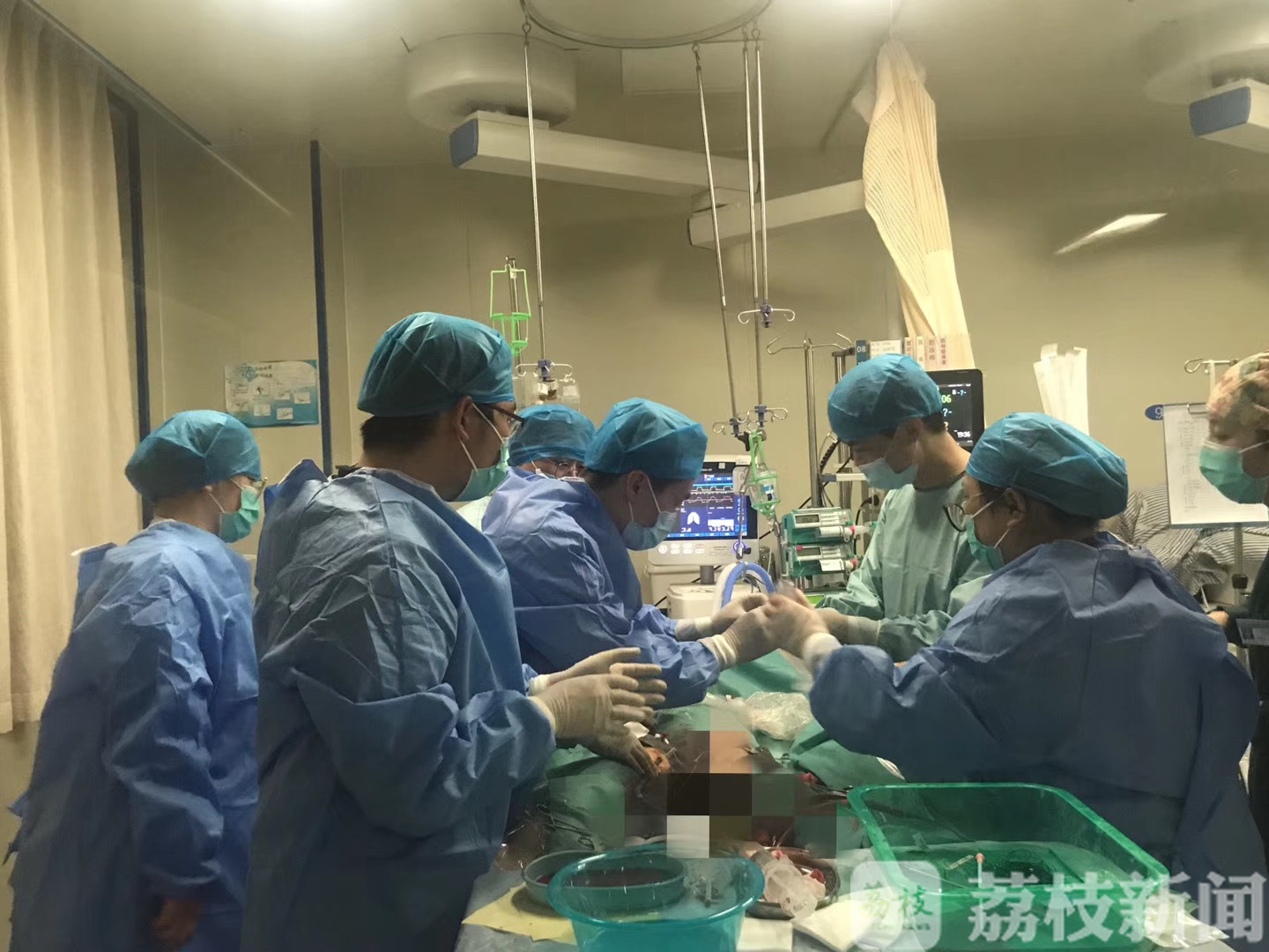 小时■奇迹！34岁女子心脏停跳两个小时后苏醒！