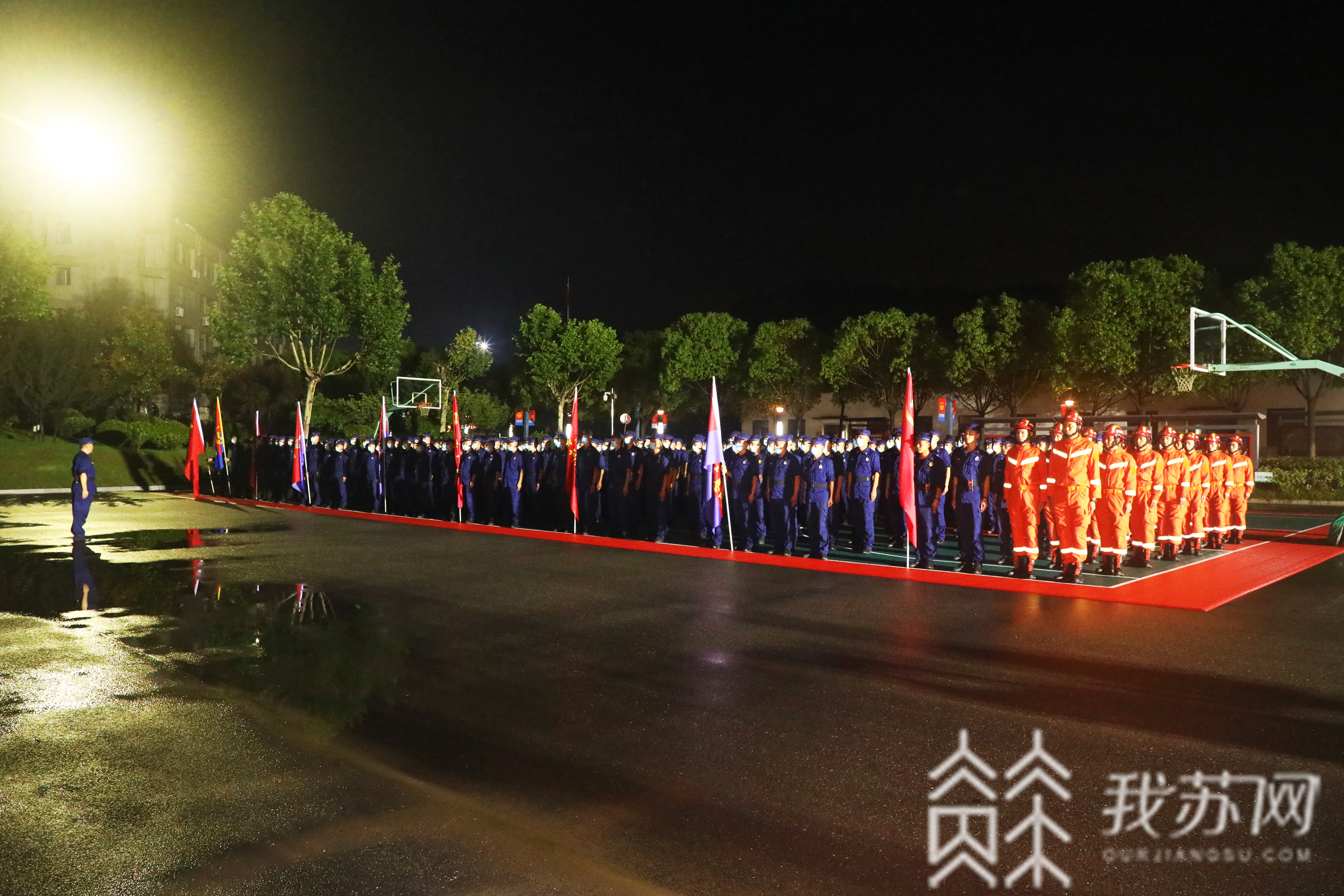 「南京」今晚出发! 南京训练总队增援淮南