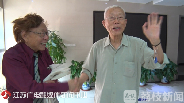 三十年后再重聚！台湾87岁老人来宁寻亲