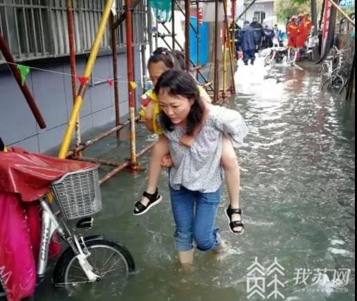 防汛■全力抗洪,江苏巾帼撑起防汛“半边天”|防汛抗灾第一线