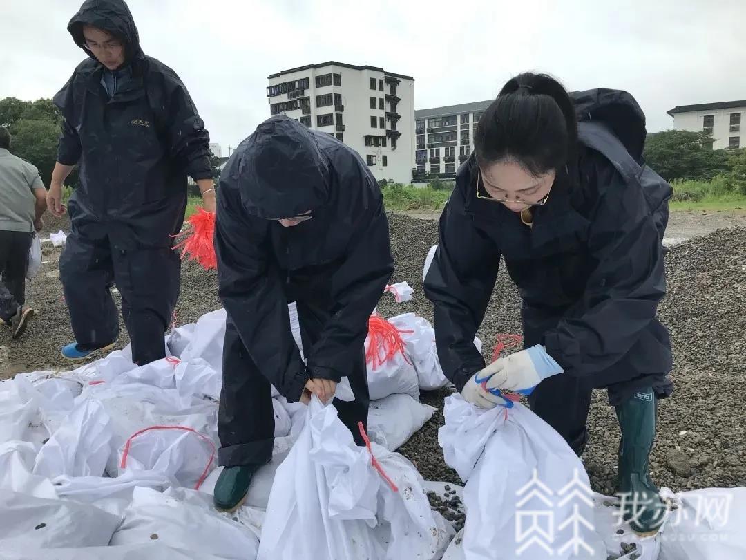 防汛■全力抗洪,江苏巾帼撑起防汛“半边天”|防汛抗灾第一线