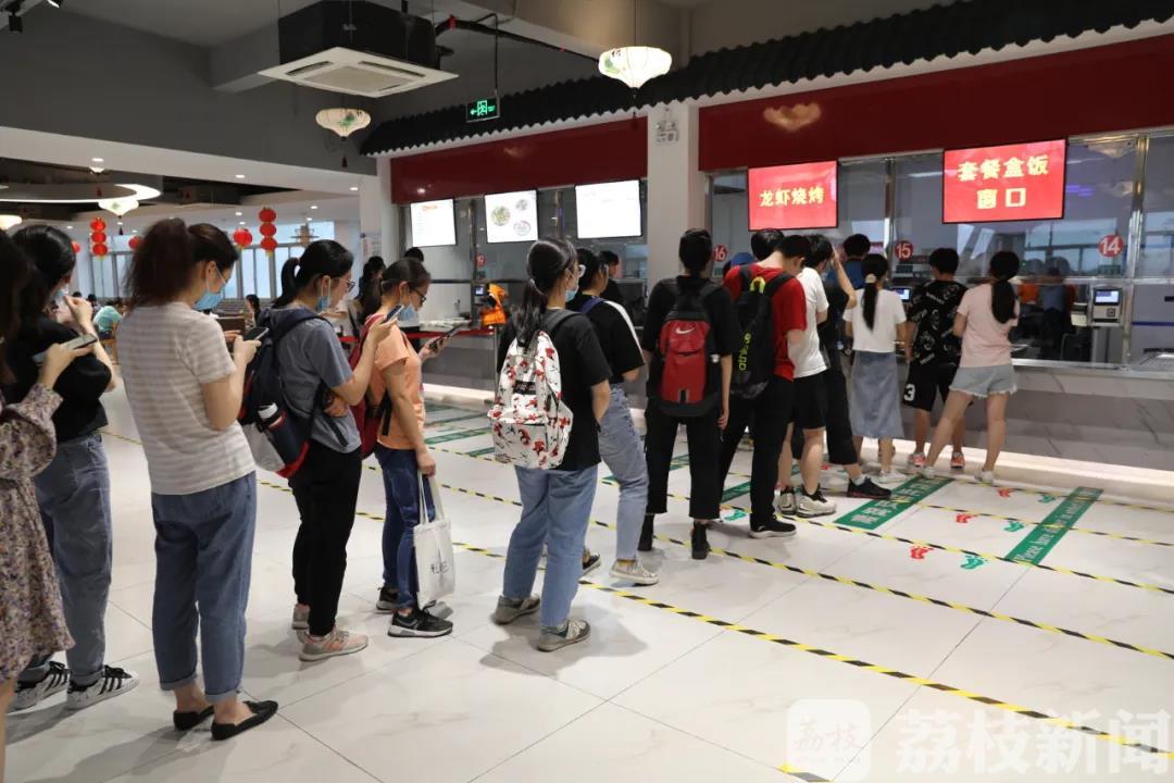 大排档■实力宠你！校园“大排档”为毕业生安排上！