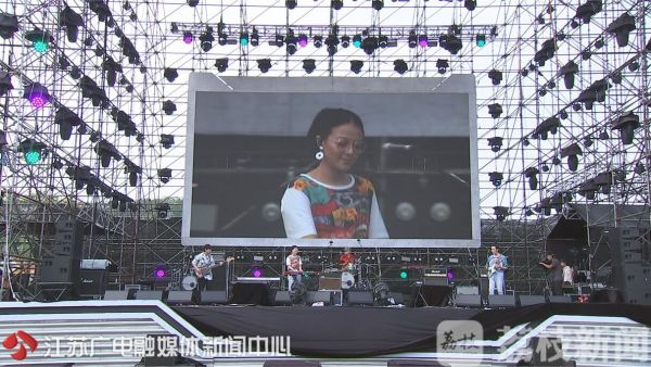 现场超燃！“硬核”咪豆PRO音乐节HIGH翻中秋假期