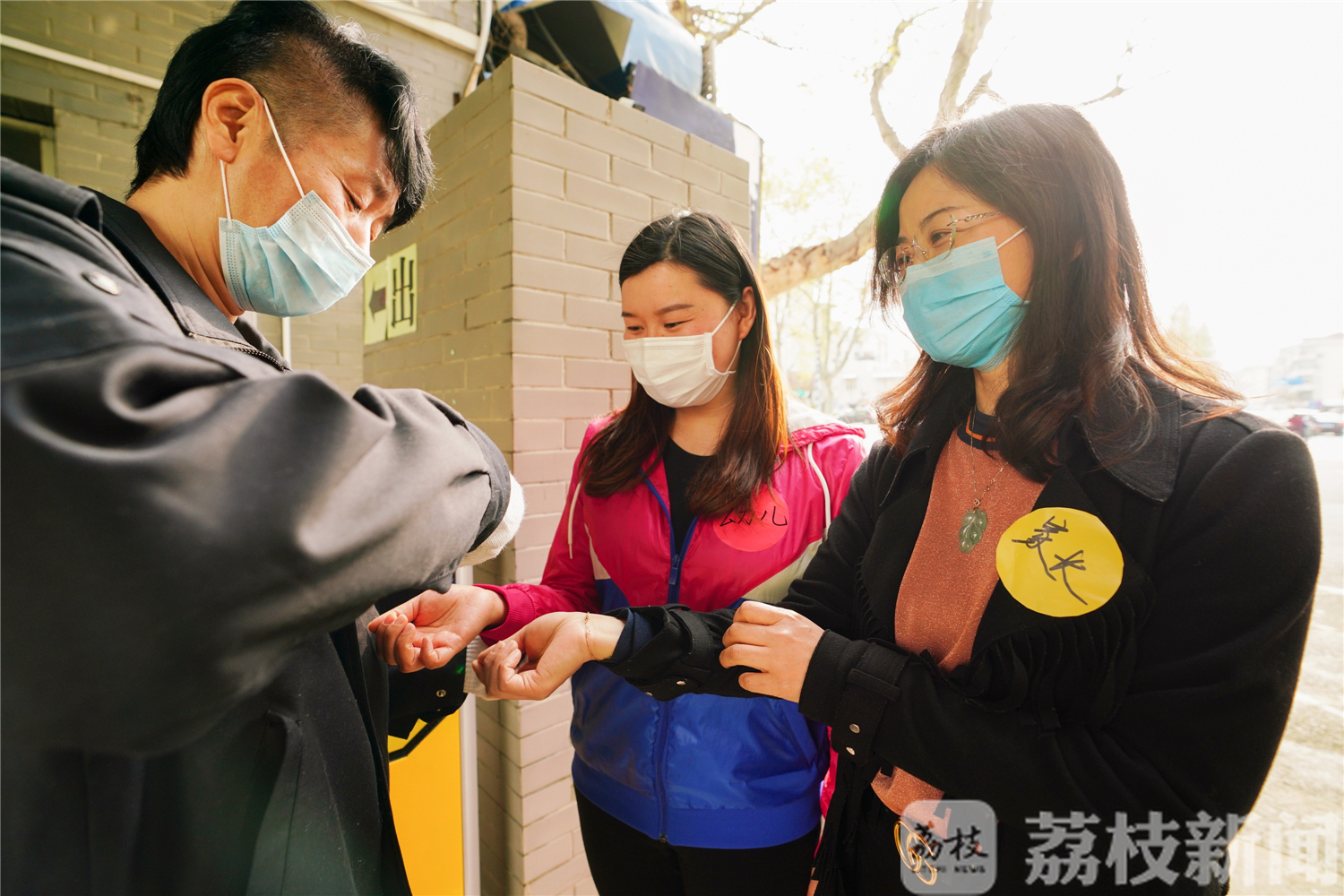 幼儿园■幼儿园开学准备好了吗？江苏省军区机关幼儿园组织疫情防控演练