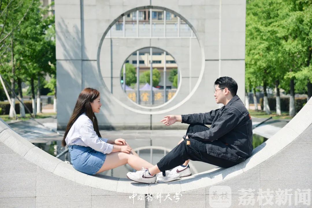 「」这对药大学霸情侣太让人“柠檬”啦! 从本科生直接录取为世界名校全奖博士