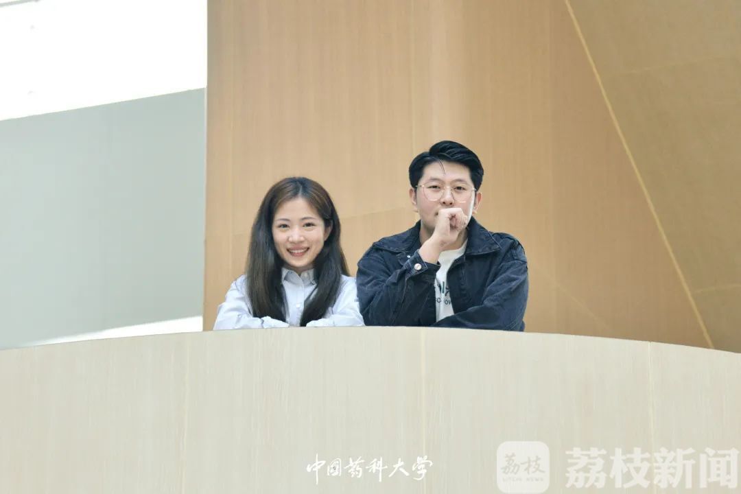 「」这对药大学霸情侣太让人“柠檬”啦! 从本科生直接录取为世界名校全奖博士