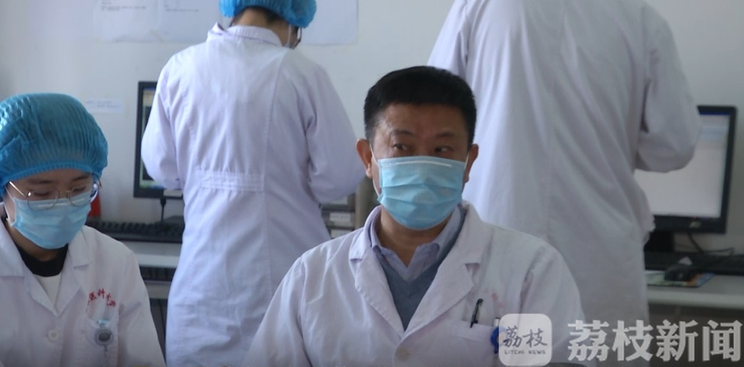 #患者#两次冲向抗疫一线的战疫老兵 巡诊专家组组长冯旰珠：从非典到新冠