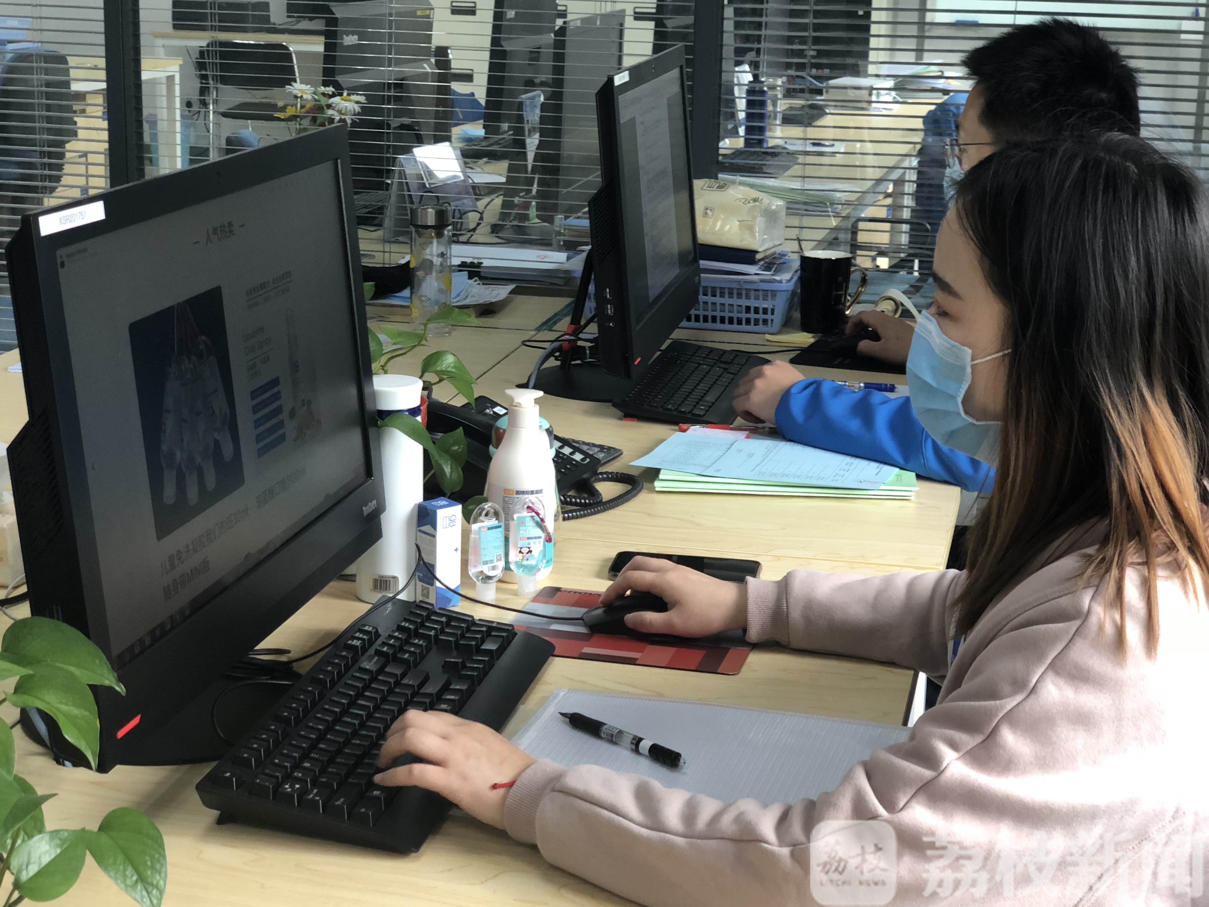 【口罩】研发能护肤的消毒液 哪所学校毕业生这么牛？ 十天掌握口罩生产技术
