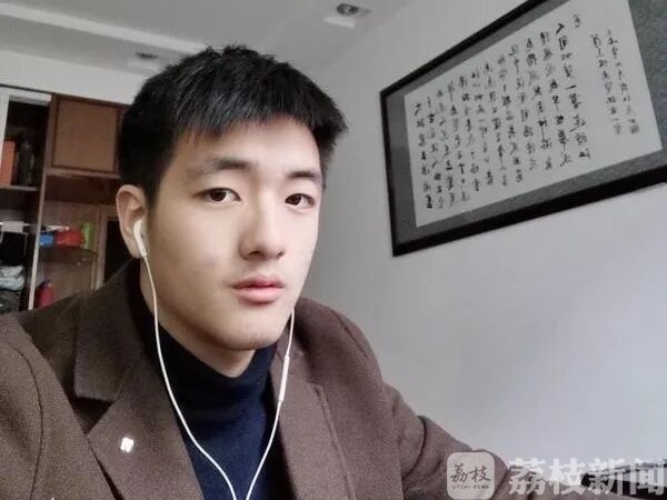 学习■两位江苏“学霸”给高三学子们送上“学习秘籍”