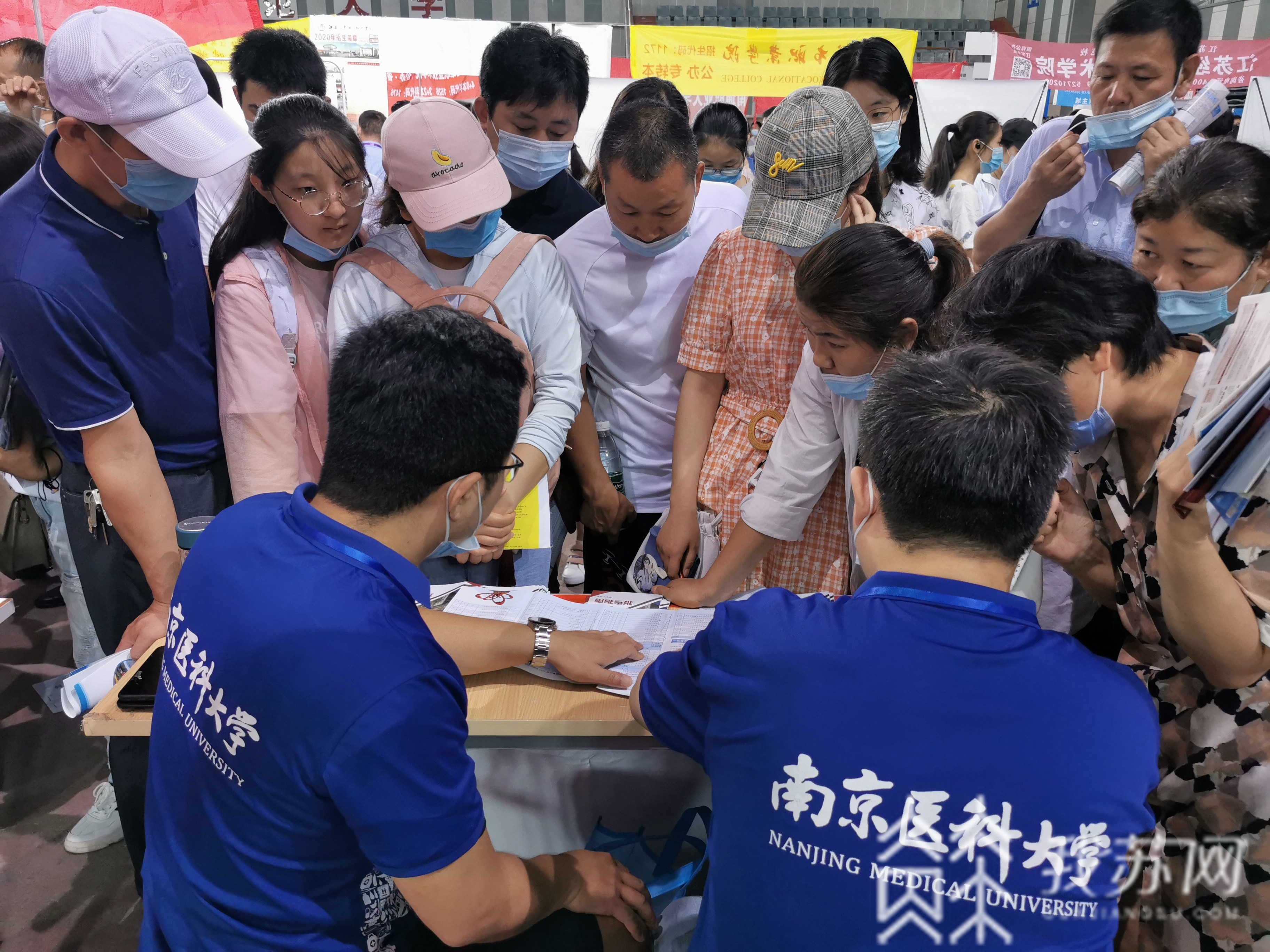 招生■荔枝高校大会：这些高校招生老师现场教你填志愿