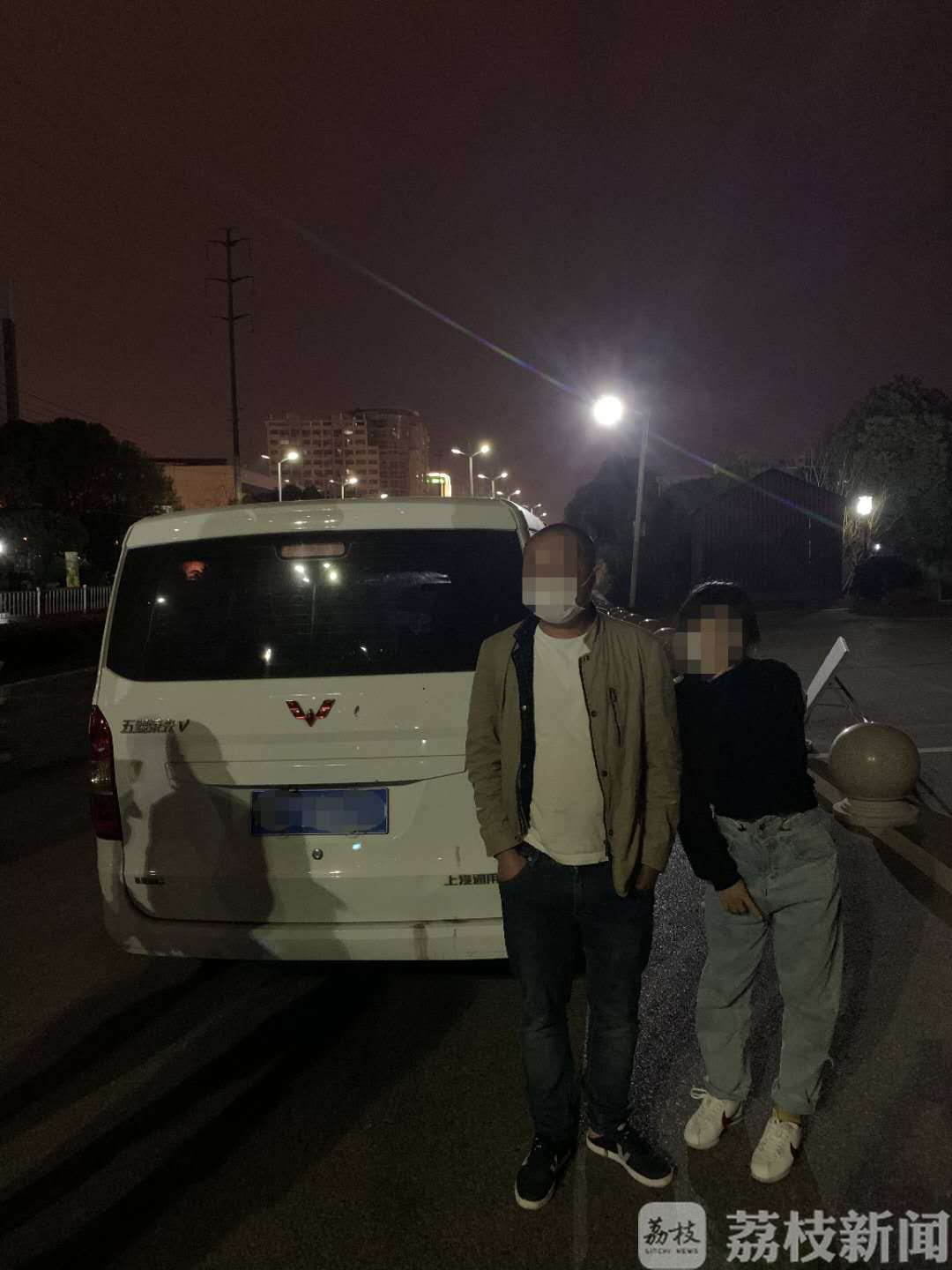 妻子■妻子“顶包”！扬州交警发现一个细节，现场识破