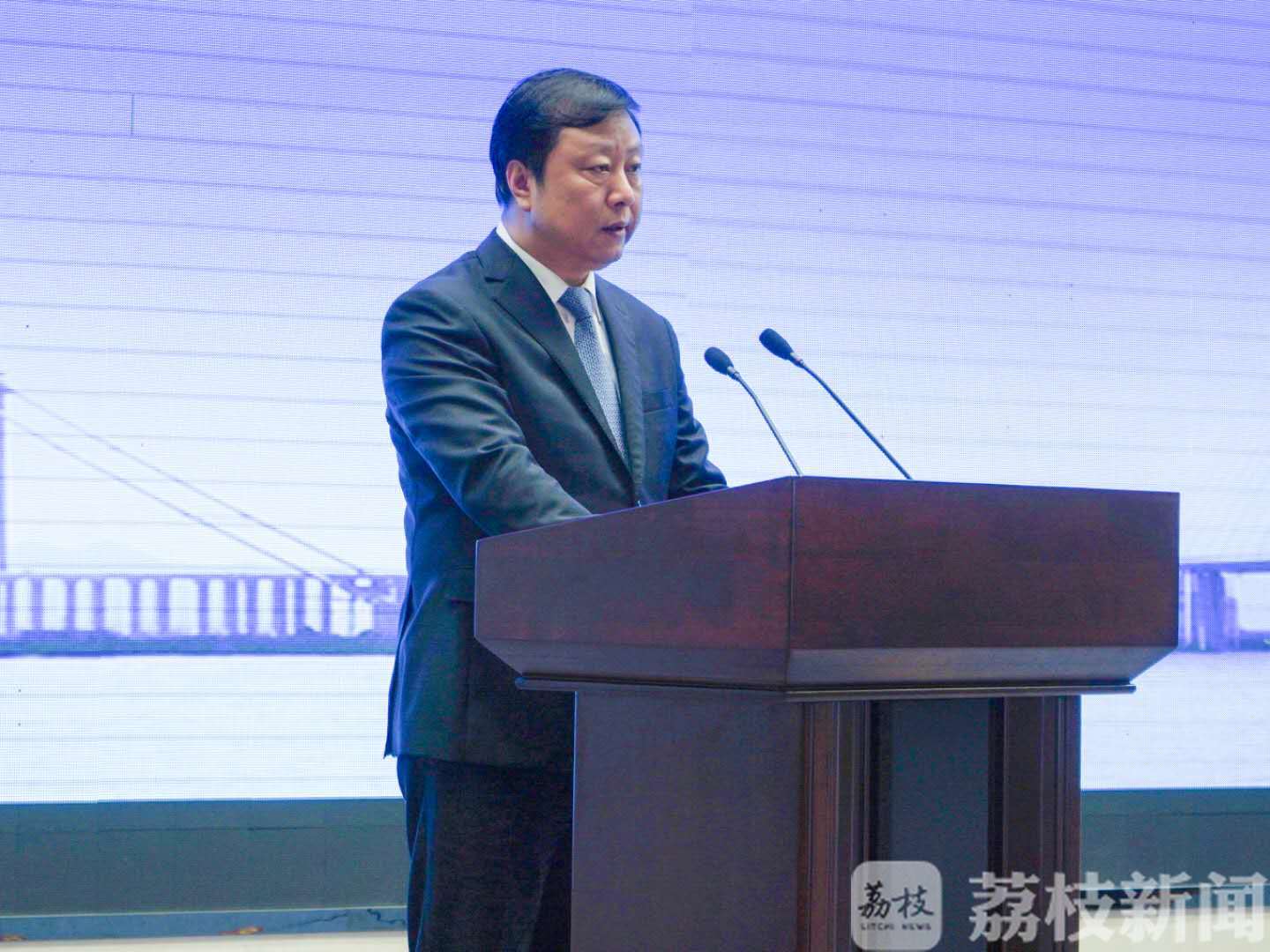 项目■“三百行动”常态化，扬州邗江新签项目33个，揽金251亿元