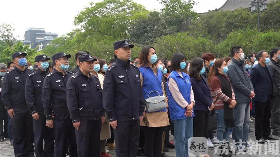 门楼■219万块，7个月全部到位！扬州启用智慧门楼牌
