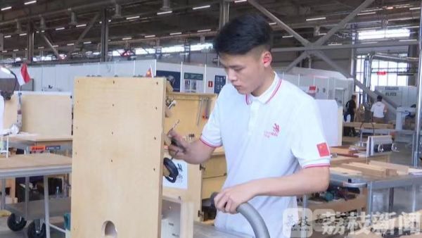 历史最好！扬州“小木匠”摘得“世界技能奥林匹克”银奖
