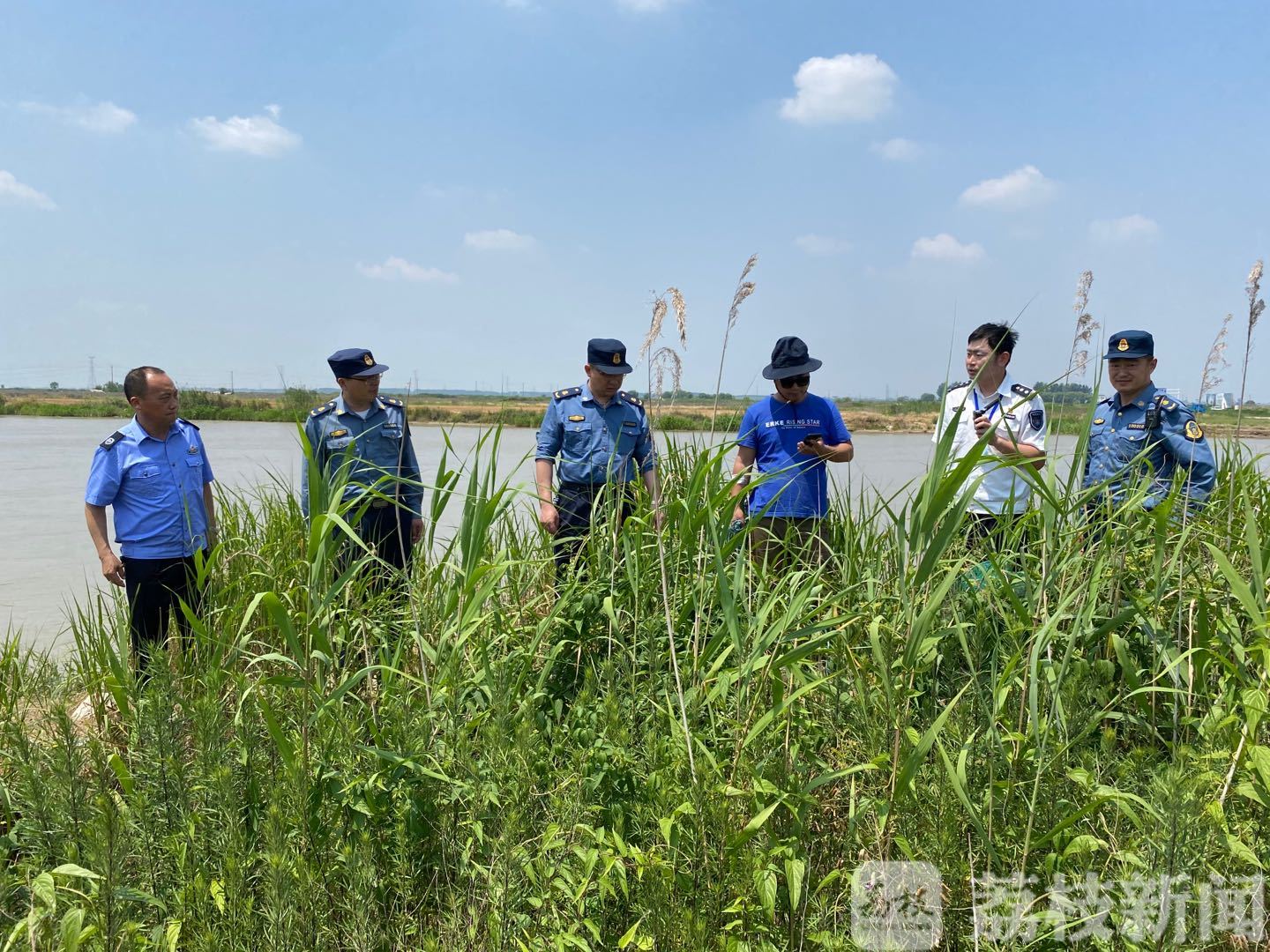 执法■跨省跨部门联合“亮剑”，高宝邵伯湖“空天湖”打击非法捕捞