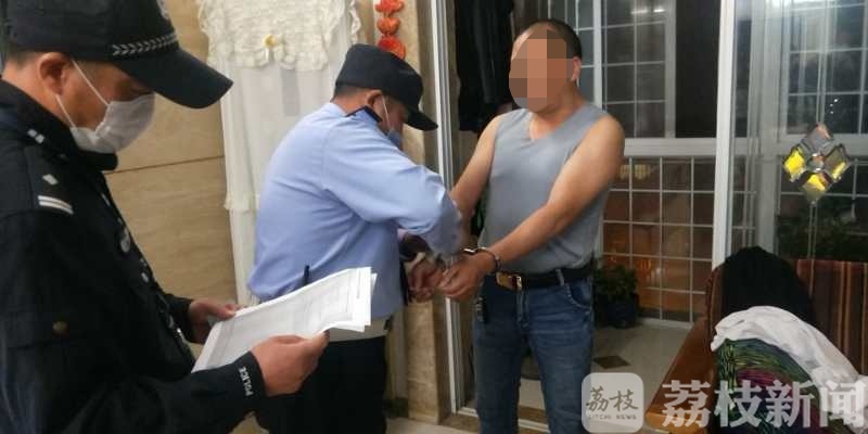 ■昨夜今晨，润扬大桥公安检查站连抓二逃犯