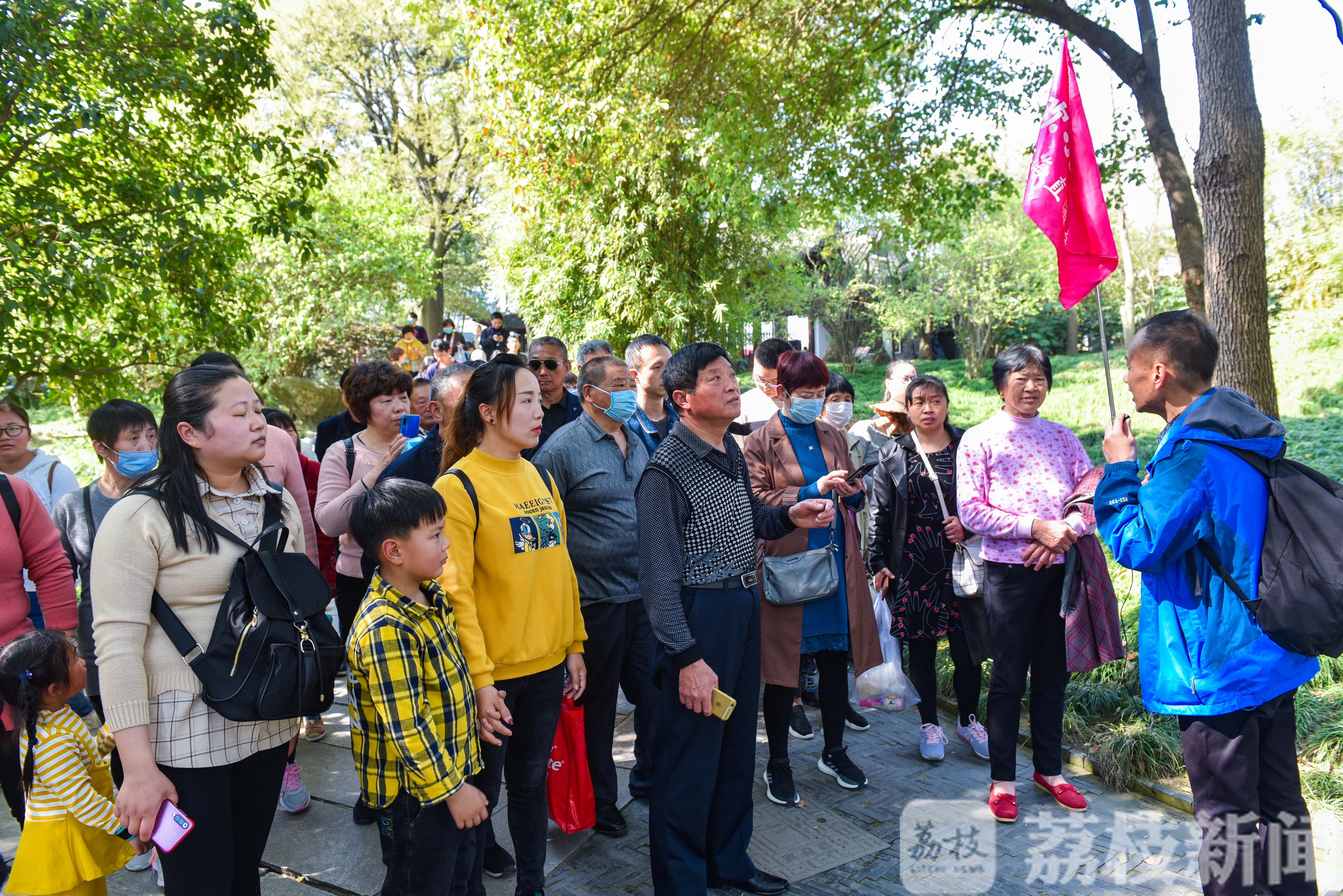 「扬州」 市委书记当导游 扬州迎来首个旅行团
