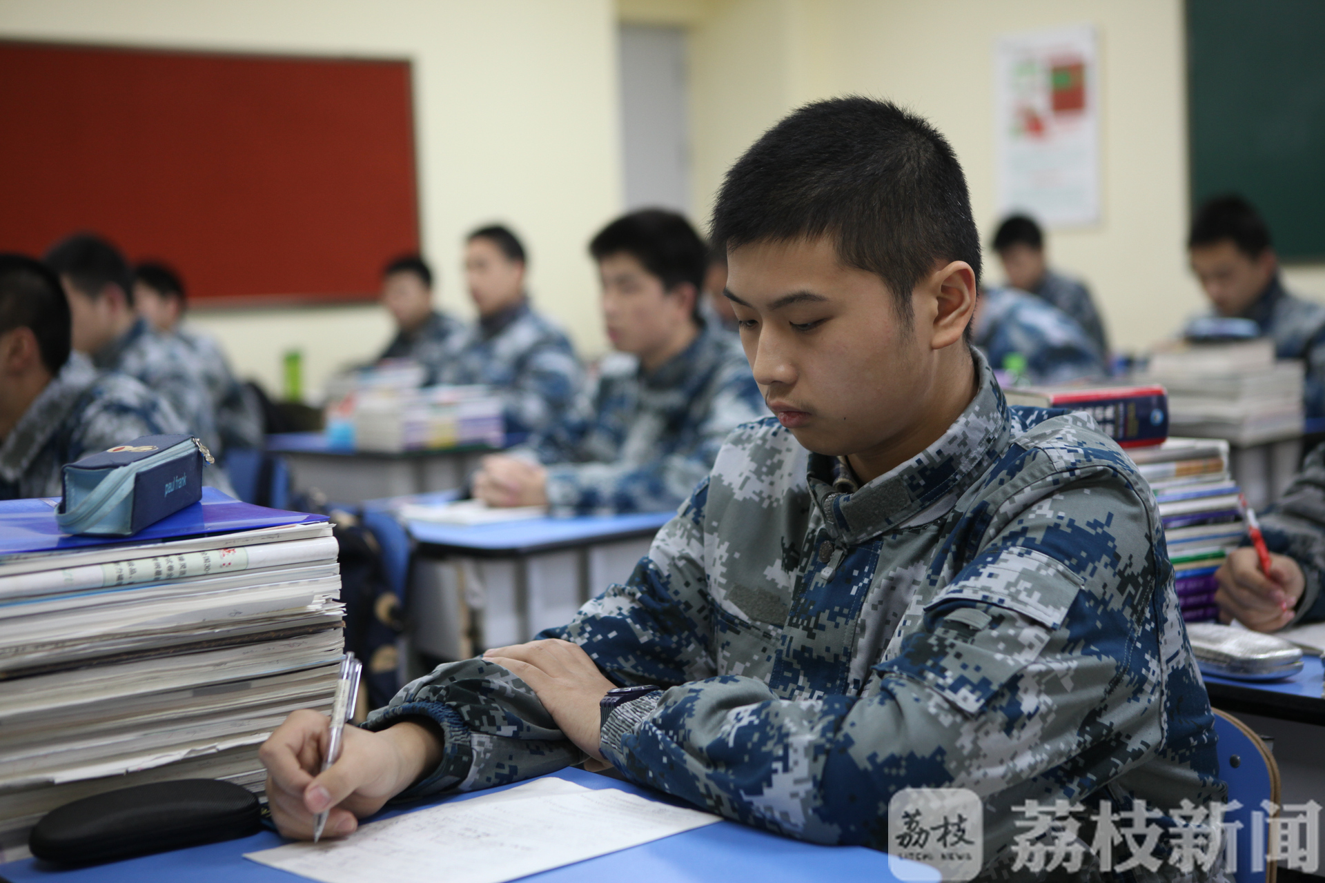 空军■2020年江苏省空军青少年航空学校招生初选启动