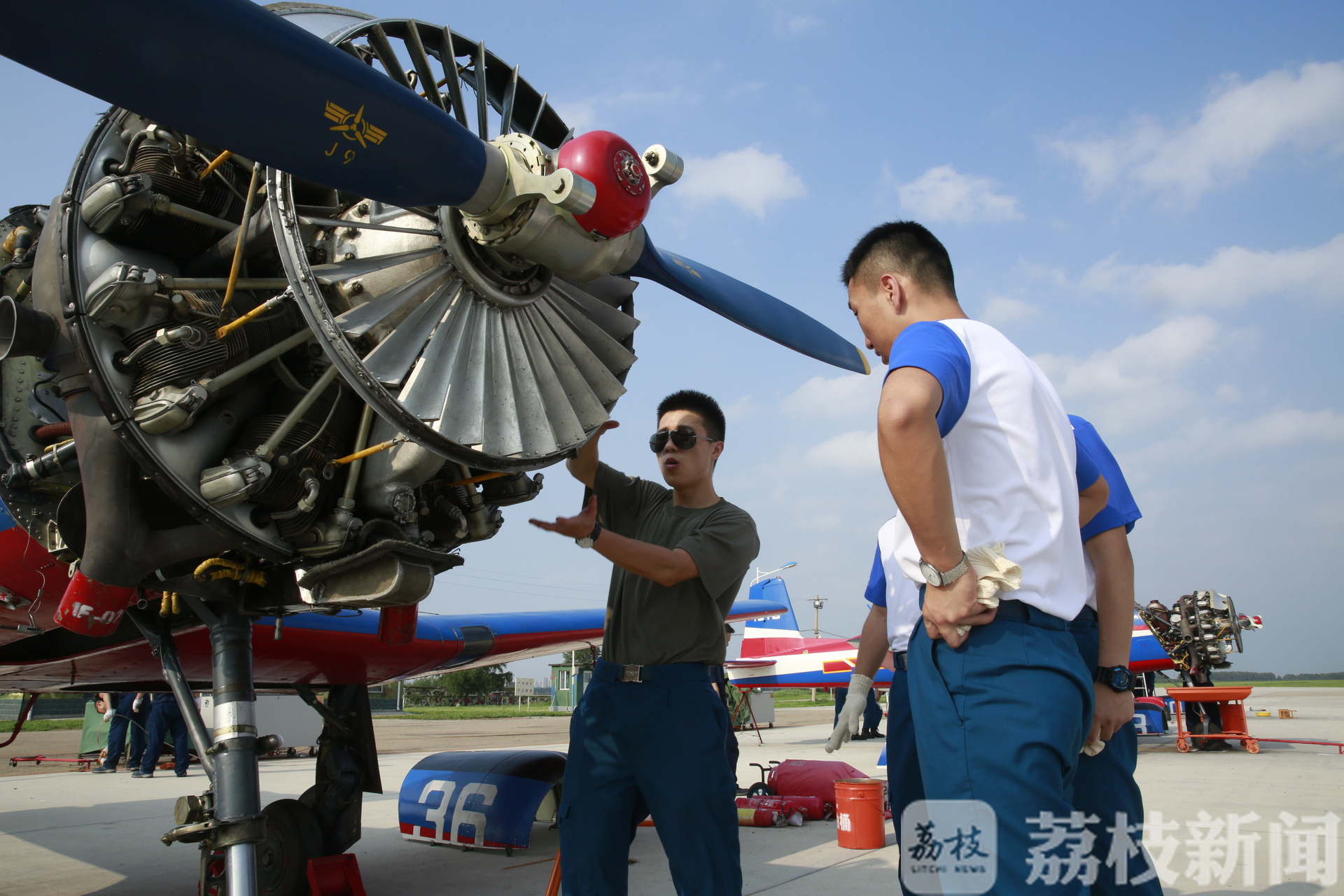 空军■2020年江苏省空军青少年航空学校招生初选启动