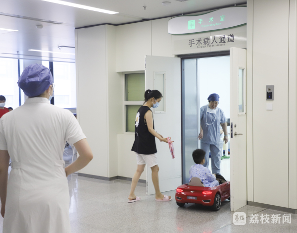 手术车怎么对接南京这家医院患者可以开着“专车”去手术！_https://www.jmylbn.com_新闻资讯_第3张